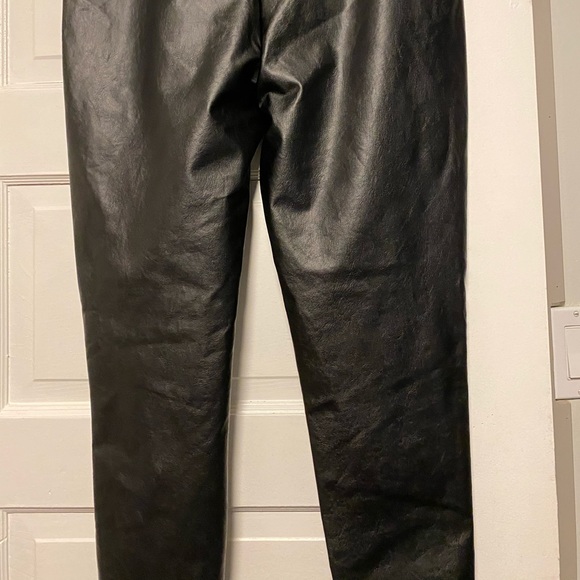 ❗️SOLD❗️KENDALL + KYLIE LEATHER LEGGINGS - Picture 3 of 5